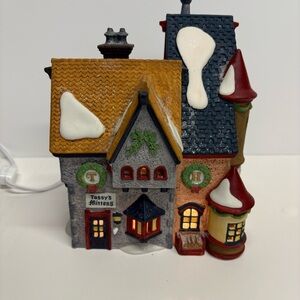 Department 56 North Pole Series Tassy Mittens & Hassels Woolies House 1991